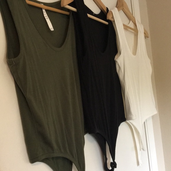 Bodysuits - Picture 2 of 2